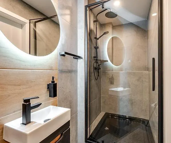 Loft House Z Ogrodkiem 3 Apartmán Rybnik (Silesia)